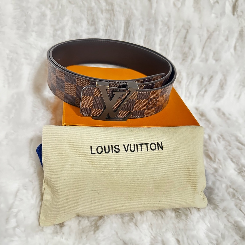 Louis Vuitton Damier Ebene unisex belt.